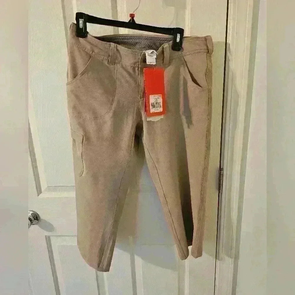The North Face Women’s Pants Beige Capri Outdoor Cargo UPF 50 NWT SIZE 8 - Picture 2 of 6